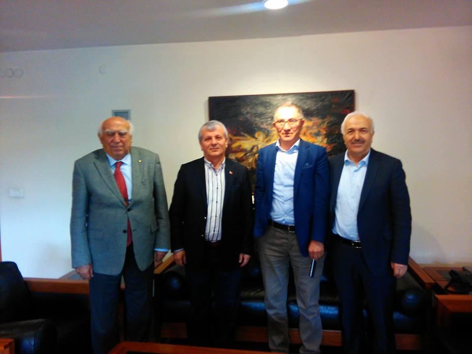 Celal Ak�n'a ziyaret 